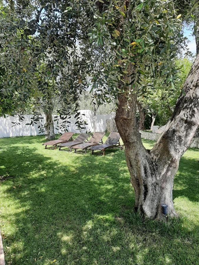 מאטינאטה Hotel Il Melograno מראה חיצוני תמונה